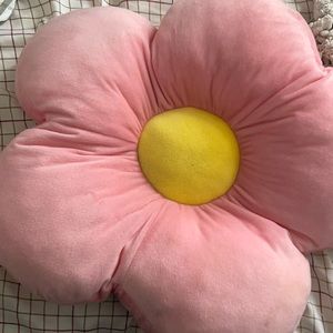 Flower pillow:)